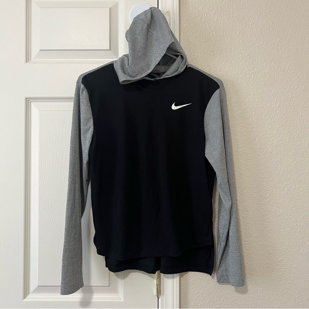 Kids Nike Black and Gray Light Weight Hoodie with Sporty Design - XL